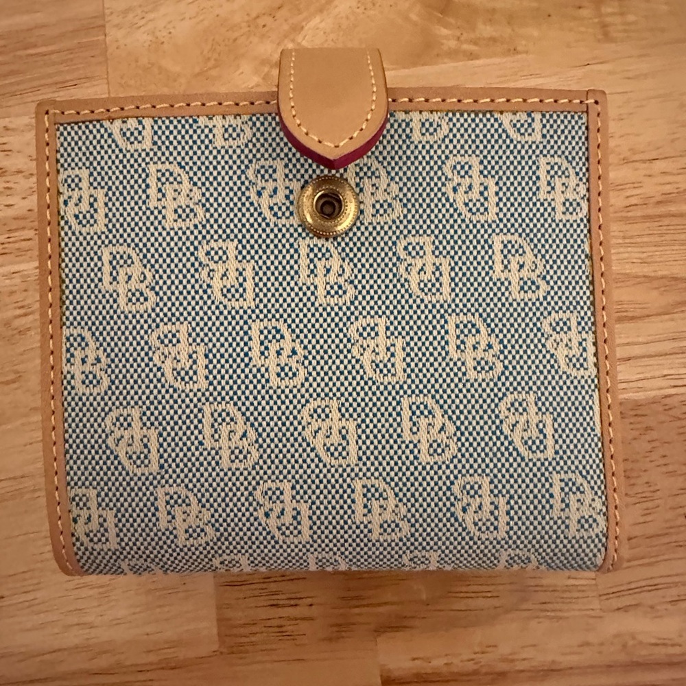 Dooney & Bourke Blue and Tan Signature Wallet - Picture 4 of 11